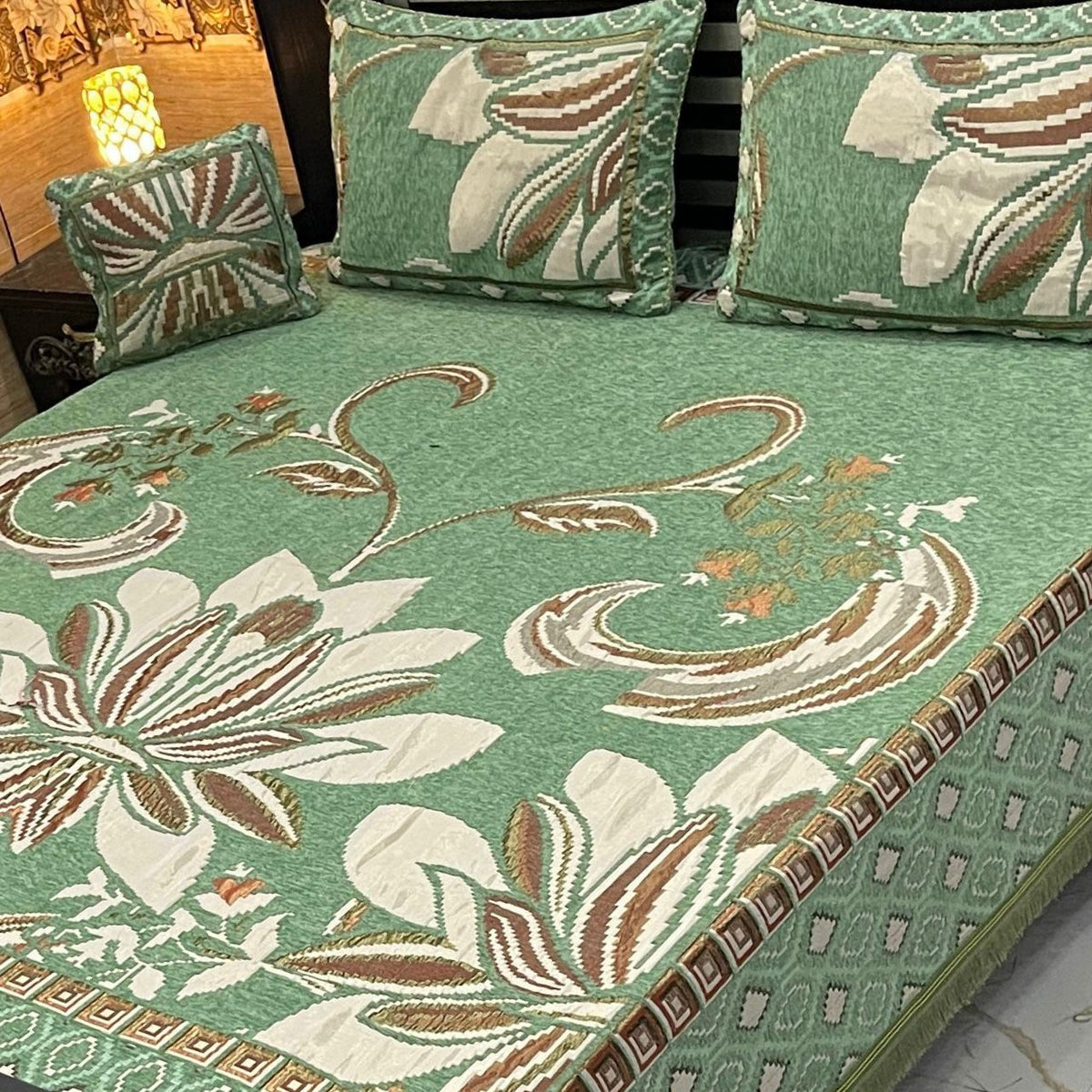 Fancy Velvet Bed Sheet Set - 4 Pieces  FVB 220