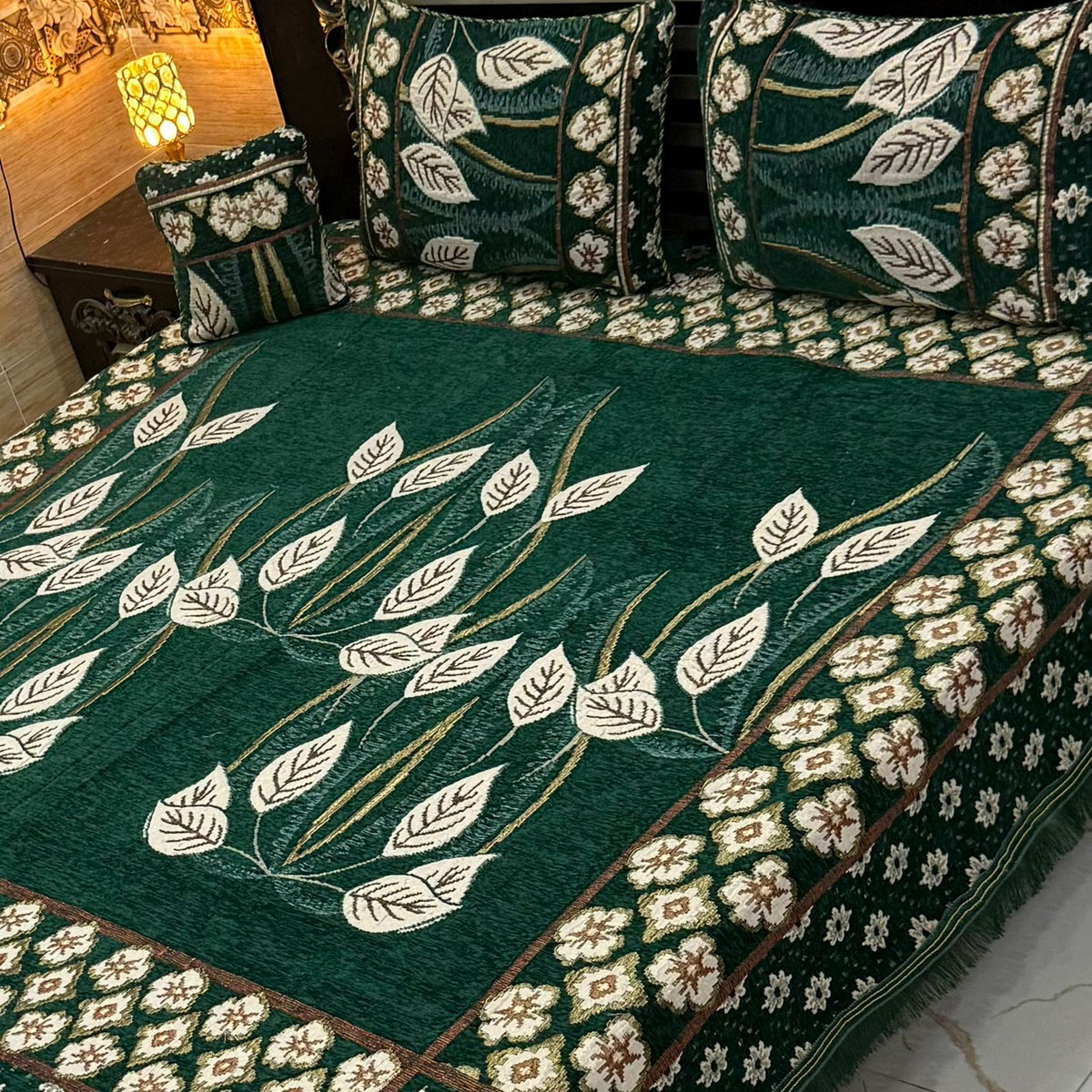 Fancy Velvet Bed Sheet Set - 4 Pieces  FVB 226