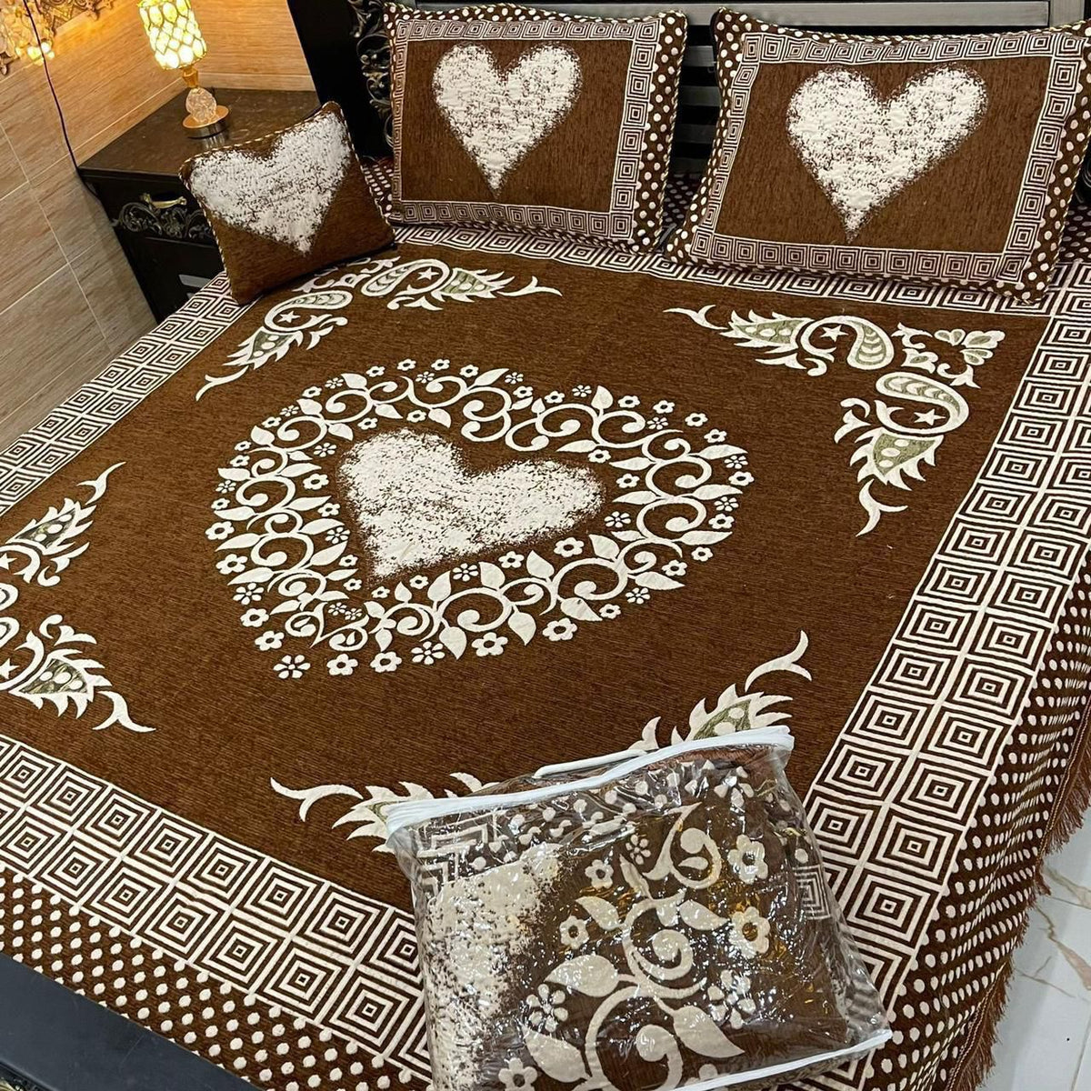 Fancy Velvet Bed Sheet Set - 4 Pieces  FVB 235