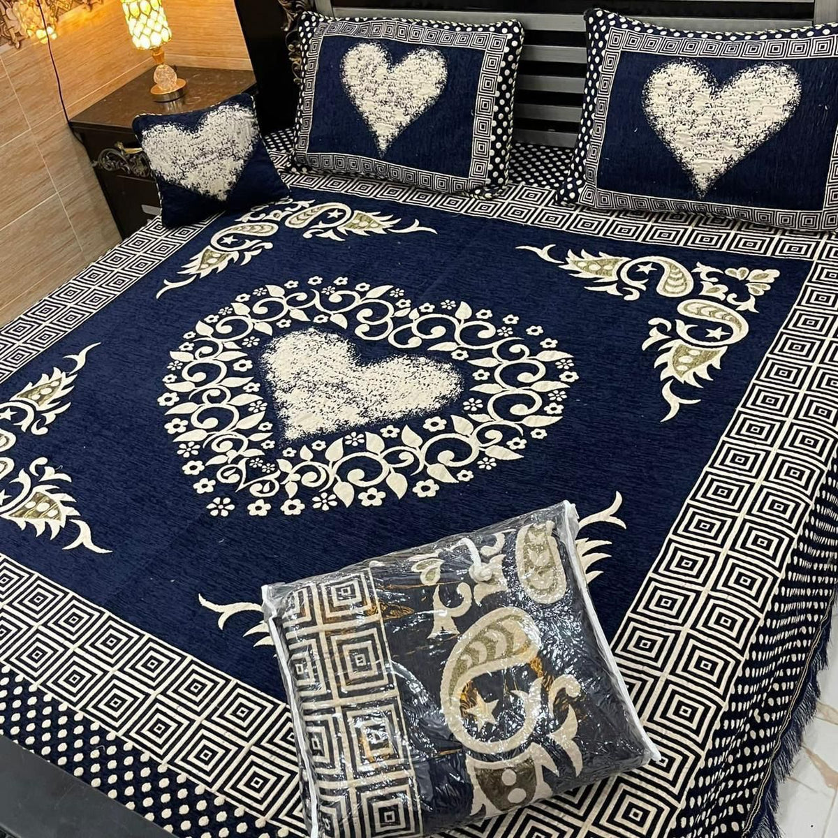 Fancy Velvet Bed Sheet Set - 4 Pieces  FVB 236