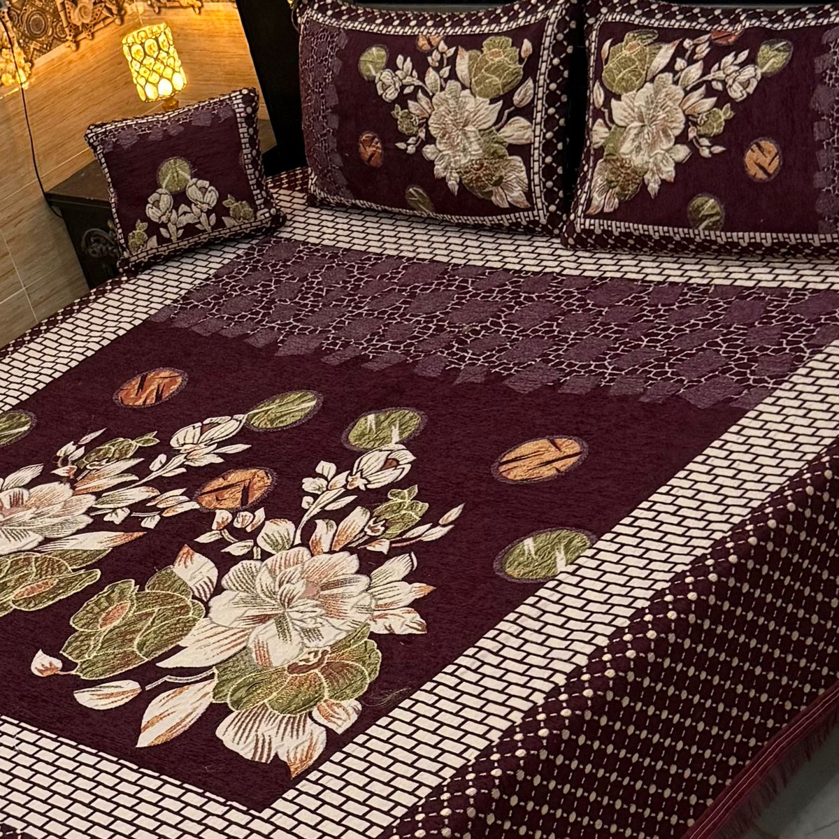 Fancy Velvet Bed Sheet Set - 4 Pieces  FVB 217